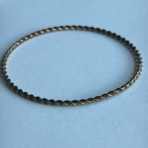 Women’s vintage dainty twisted gold‎ tone bangle bracelet one size